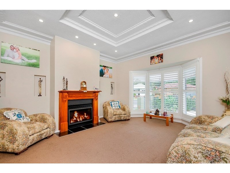 13 Royal Crescent, Woonona NSW 2517