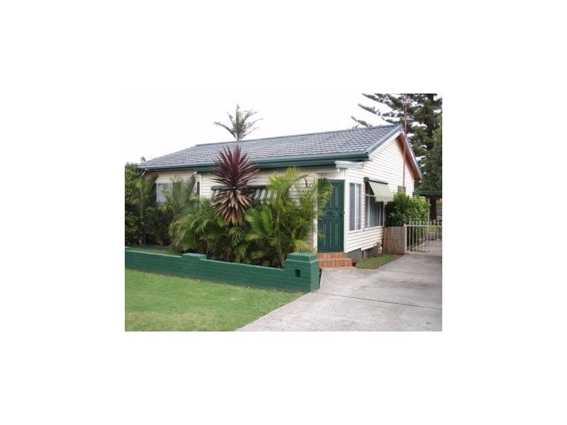 54 Cawley Street, Bellambi NSW 2518