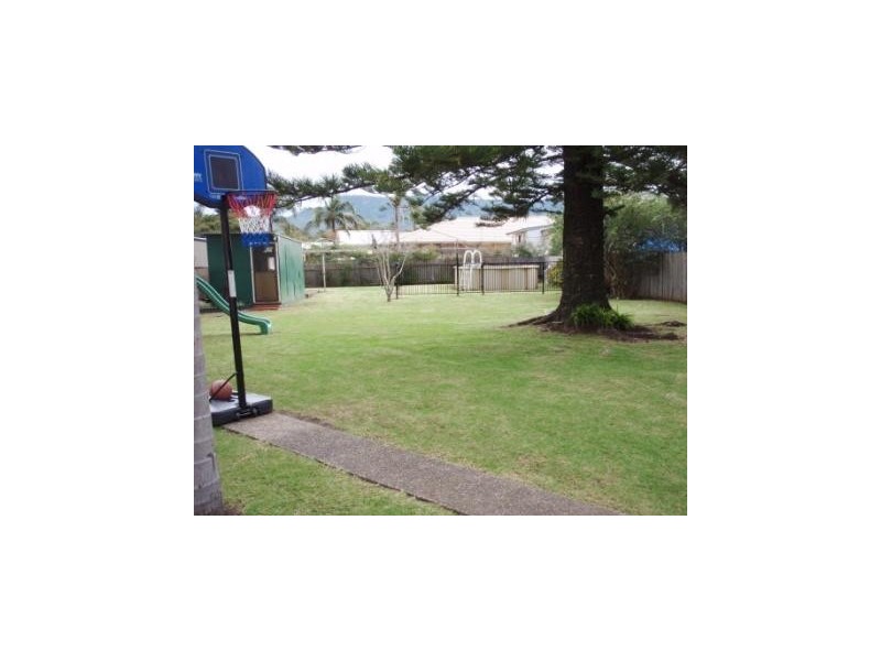 54 Cawley Street, Bellambi NSW 2518