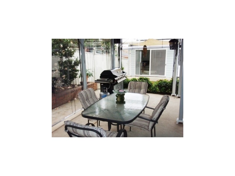 4 Gwyther Street, Bulli NSW 2516