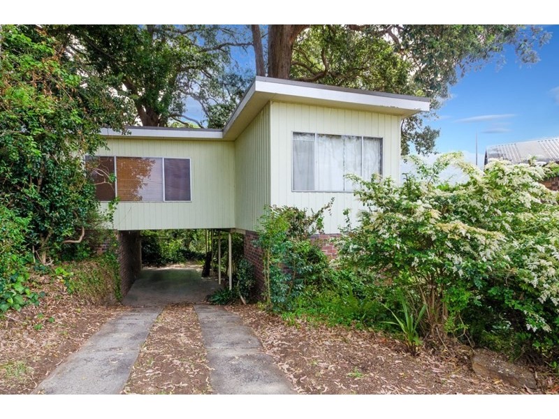 16 Rose Parade, Mount Pleasant NSW 2519