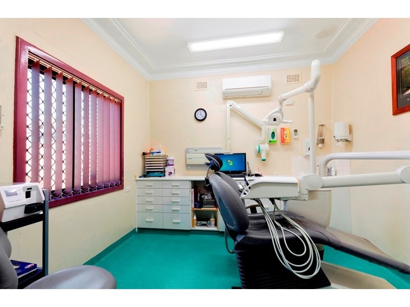 14 Russell Street, Woonona NSW 2517