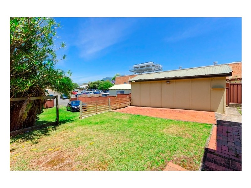 14 Russell Street, Woonona NSW 2517