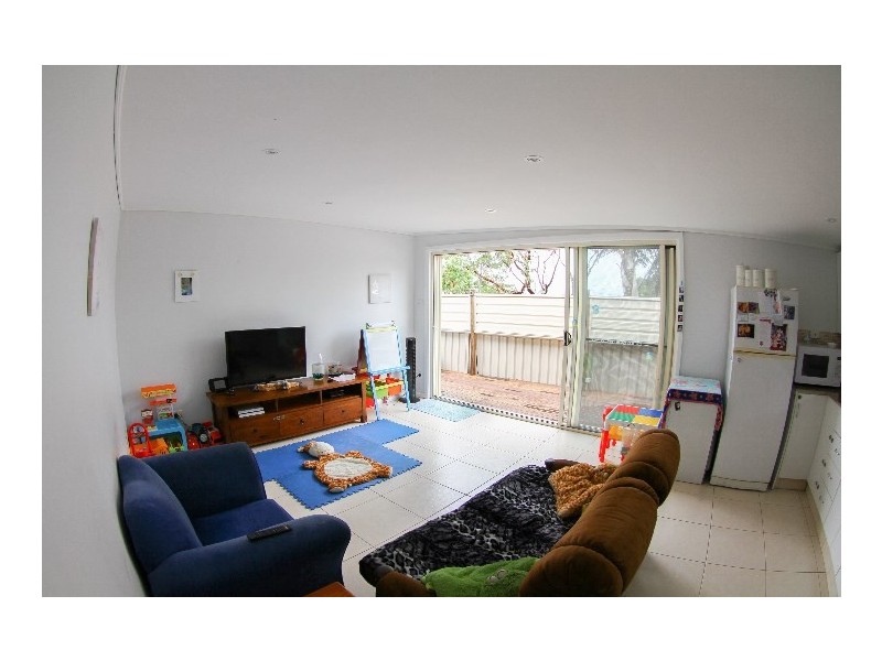 9b Point Street, Bulli NSW 2516