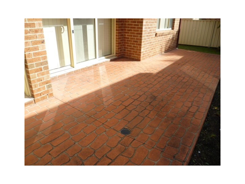 6/13-15 Russell Street, Woonona NSW 2517