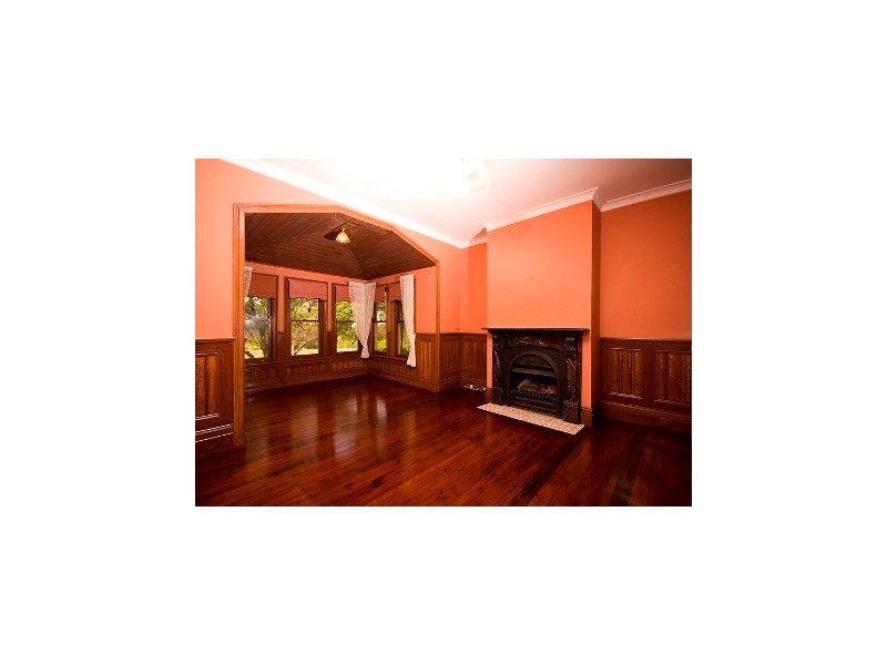 185 Walker Street, Helensburgh NSW 2508