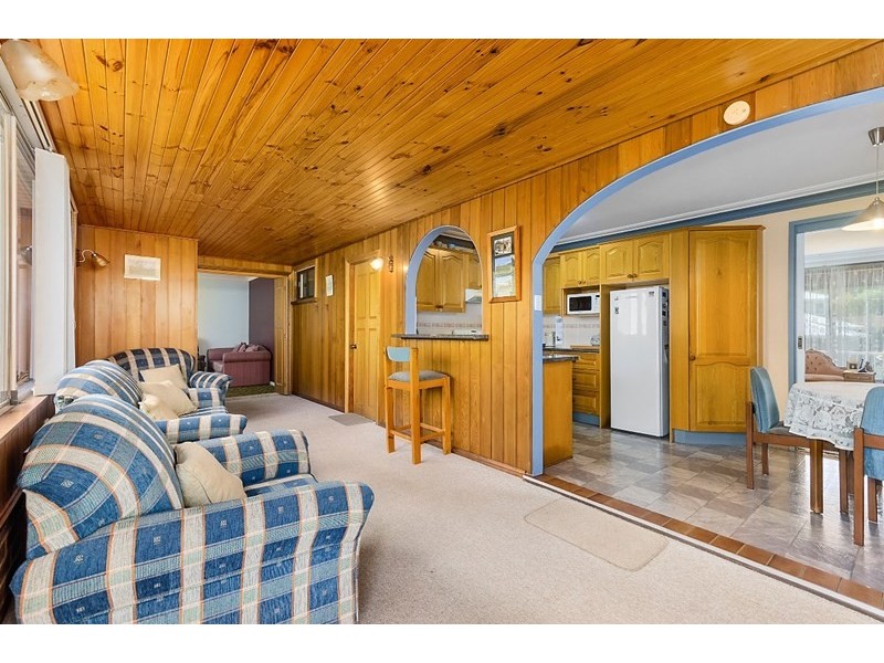 33 Athol Street, Woonona NSW 2517