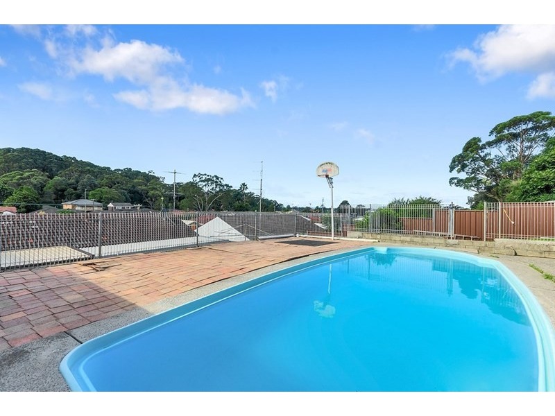 33 Athol Street, Woonona NSW 2517