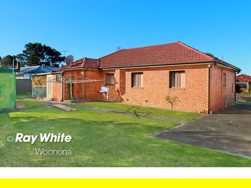 4 Kirton Road, Bellambi NSW 2518