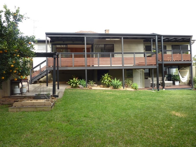 416 Lawrence Hargrave Drive, Thirroul NSW 2515