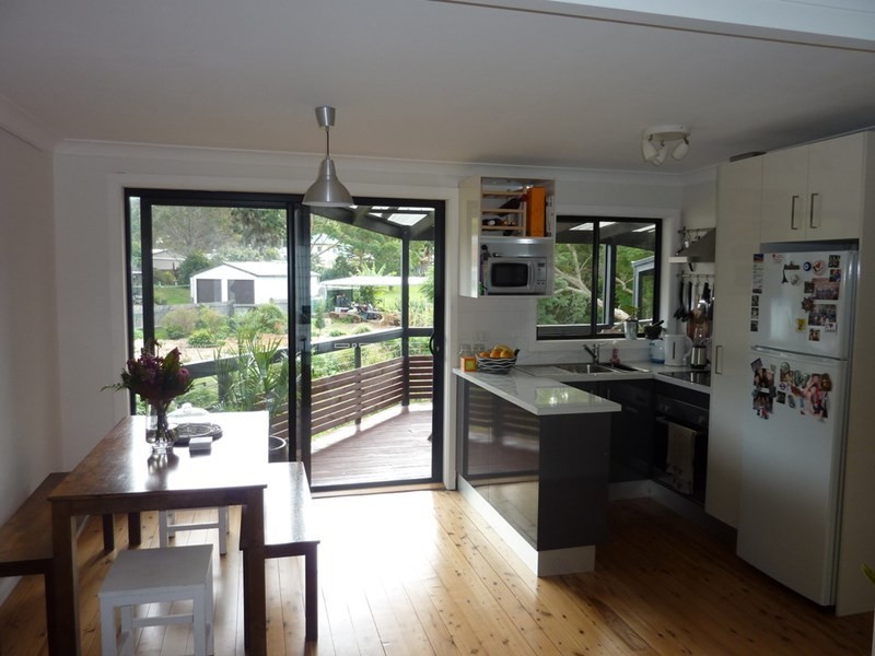 416 Lawrence Hargrave Drive, Thirroul NSW 2515