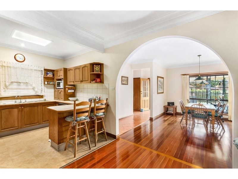 8 Leslie Street, Russell Vale NSW 2517