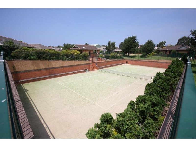 6 Grandiflora Terrace, Woonona NSW 2517