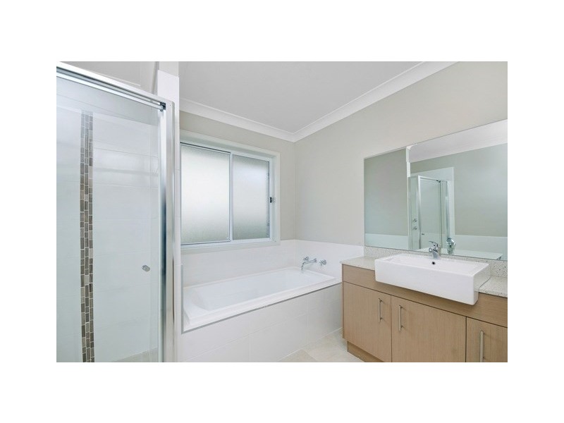 185C Princes Highway, Bulli NSW 2516