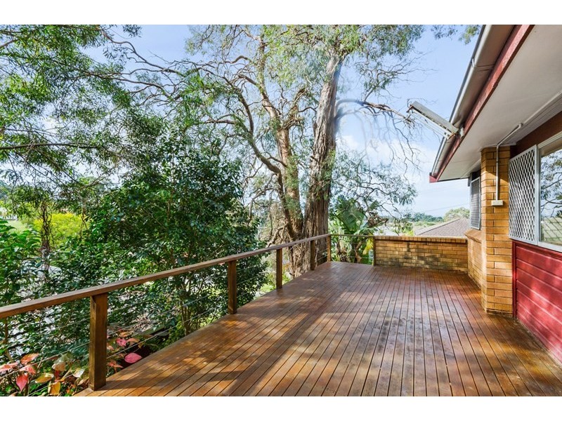 40 Fretus Avenue, Woonona NSW 2517