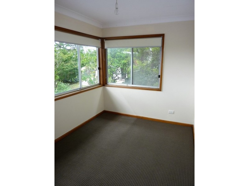 40 Fretus Avenue, Woonona NSW 2517