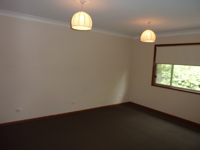 40 Fretus Avenue, Woonona NSW 2517