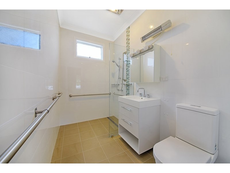 15 Austin Street, Woonona NSW 2517