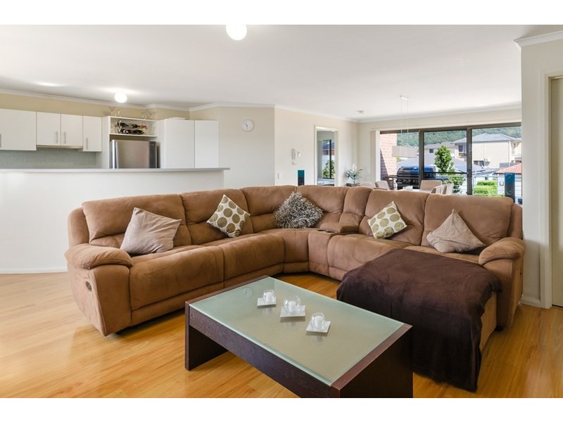 4/9 Cherry Street, Woonona NSW 2517