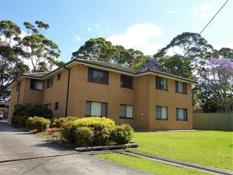 2/2 The Avenue, Corrimal NSW 2518
