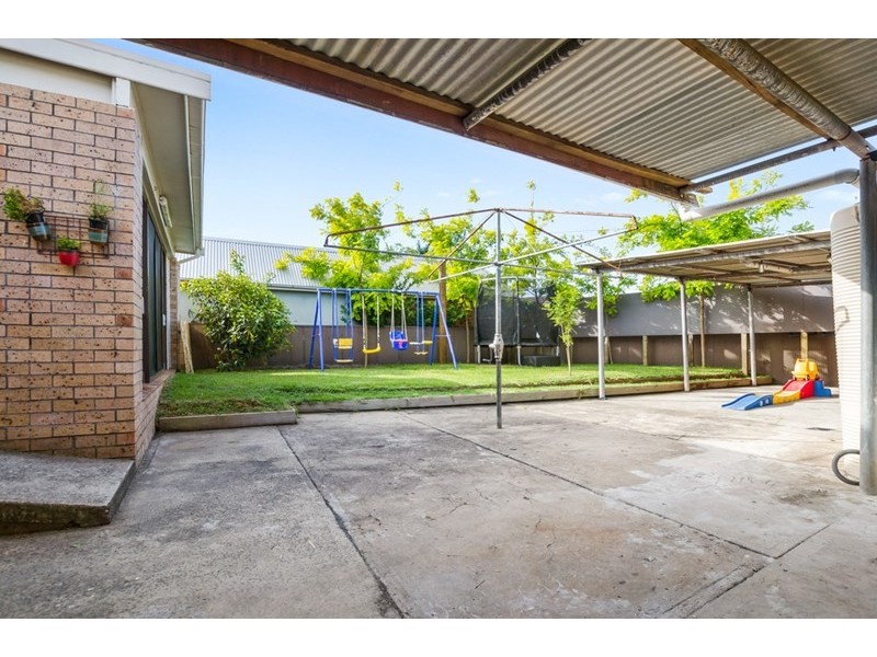 14 Lassiter Avenue, Woonona NSW 2517