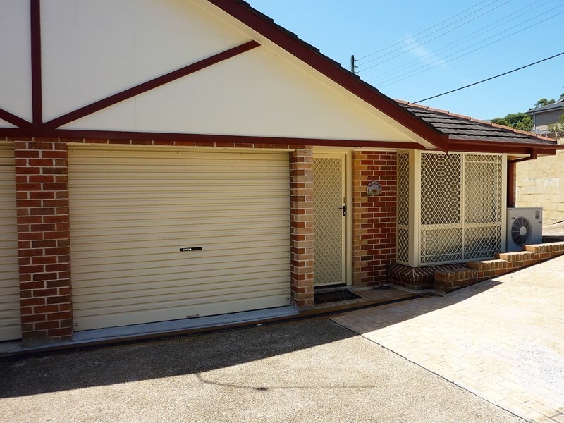 1/98 Campbell Street, Woonona NSW 2517