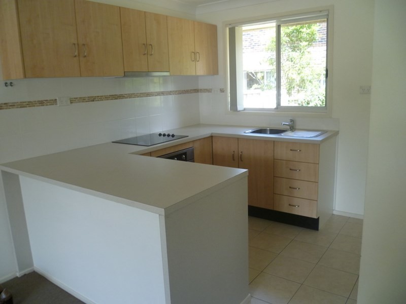 4/11 Owen Street, Bulli NSW 2516