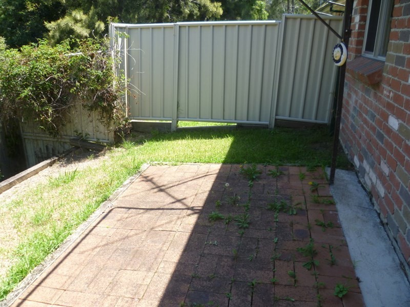 4/11 Owen Street, Bulli NSW 2516