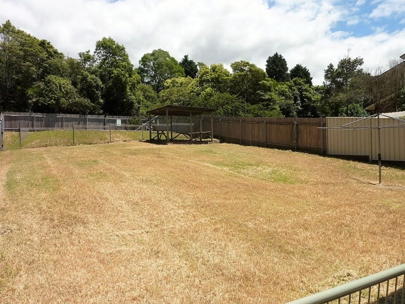 6 Gwyther Avenue, Bulli NSW 2516