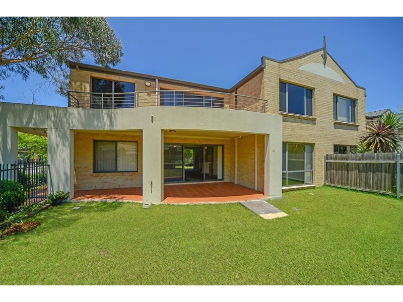27/2 Forestview Way, Woonona NSW 2517