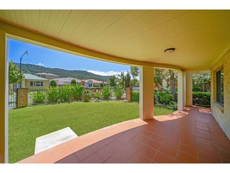 27/2 Forestview Way, Woonona NSW 2517