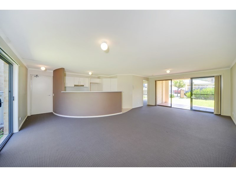 27/2 Forestview Way, Woonona NSW 2517