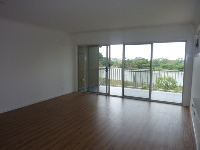 2/1 Hopetoun Street, Woonona NSW 2517