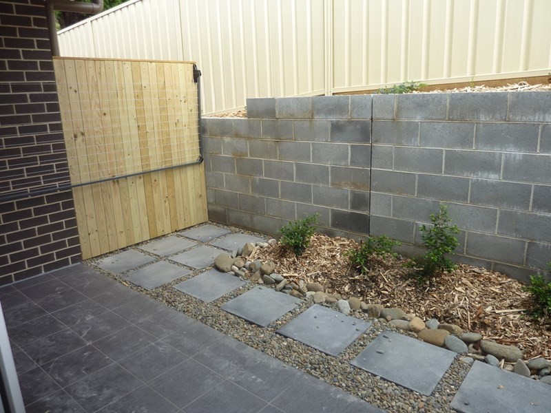 2/1 Hopetoun Street, Woonona NSW 2517