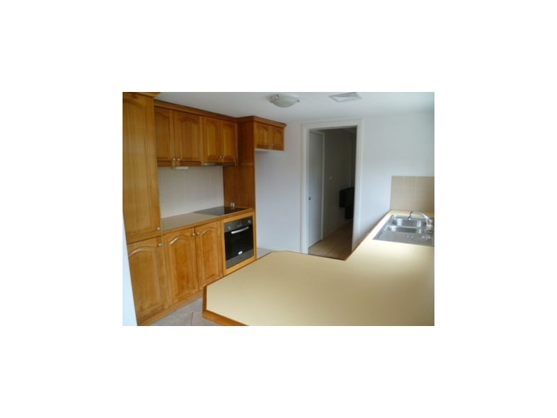 8/2-4 Liddle Street, Woonona NSW 2517