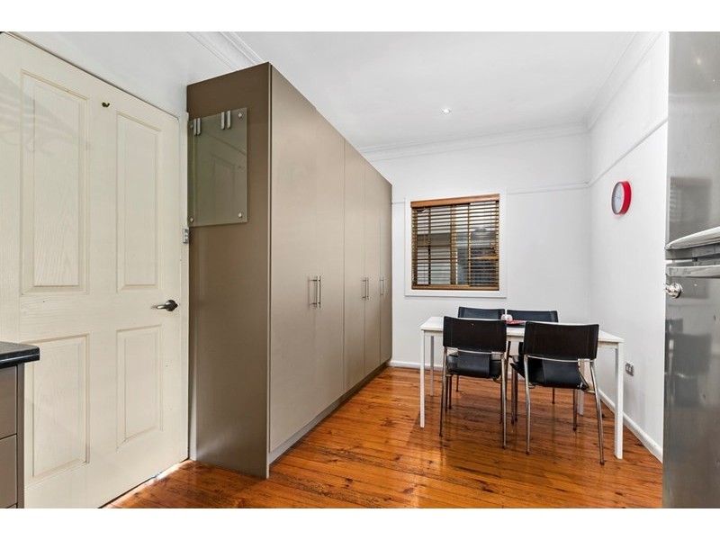 8 Lismore Street, Bellambi NSW 2518