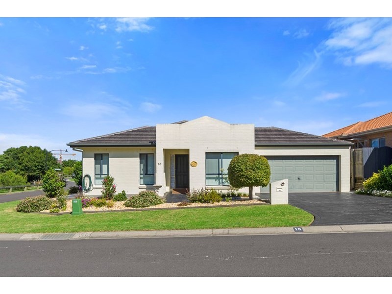 10 Cedar Terrace, Woonona NSW 2517