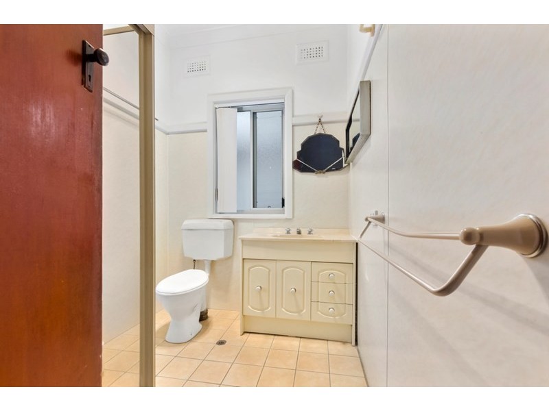 2 Daphne Street, Corrimal NSW 2518