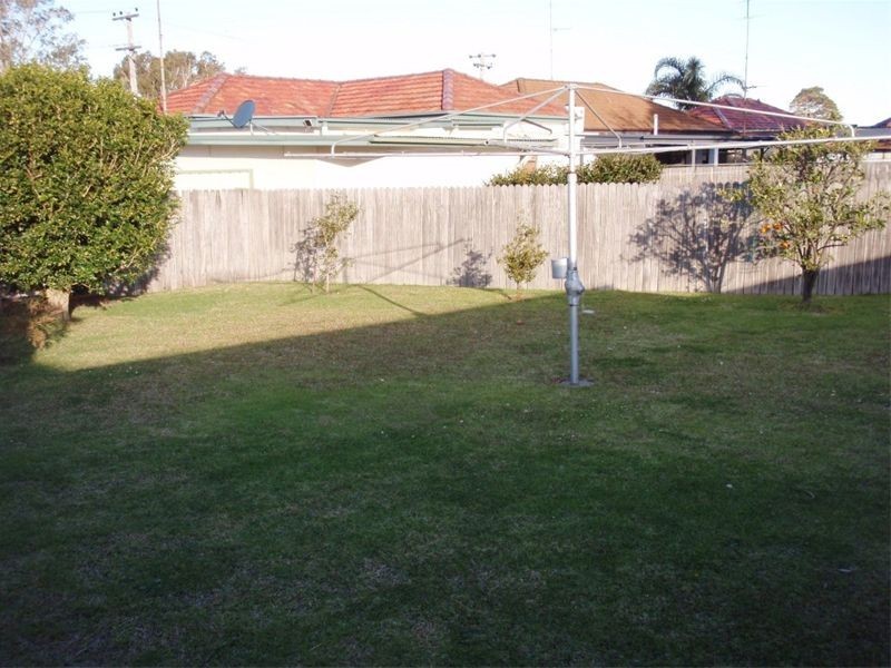 27 Maxwell Street, Fairy Meadow NSW 2519