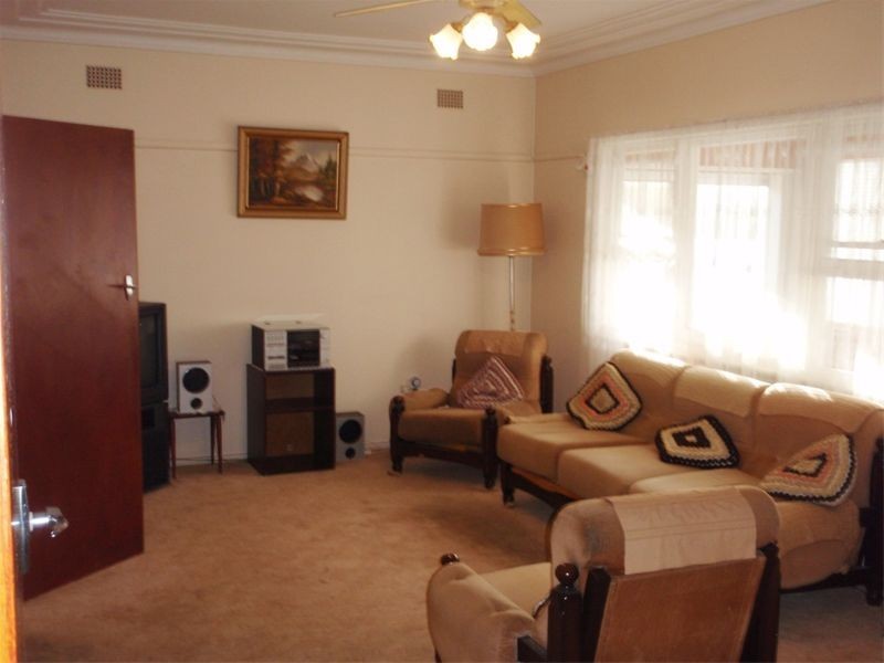 27 Maxwell Street, Fairy Meadow NSW 2519
