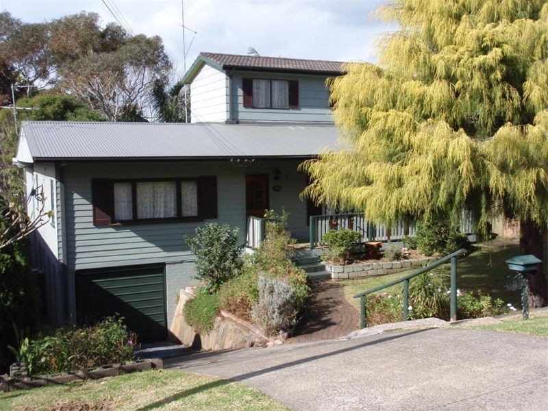 3 Mountain Avenue, Woonona NSW 2517