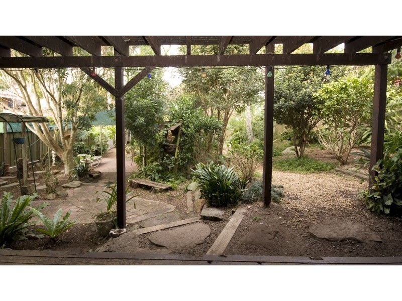 3 Mountain Avenue, Woonona NSW 2517