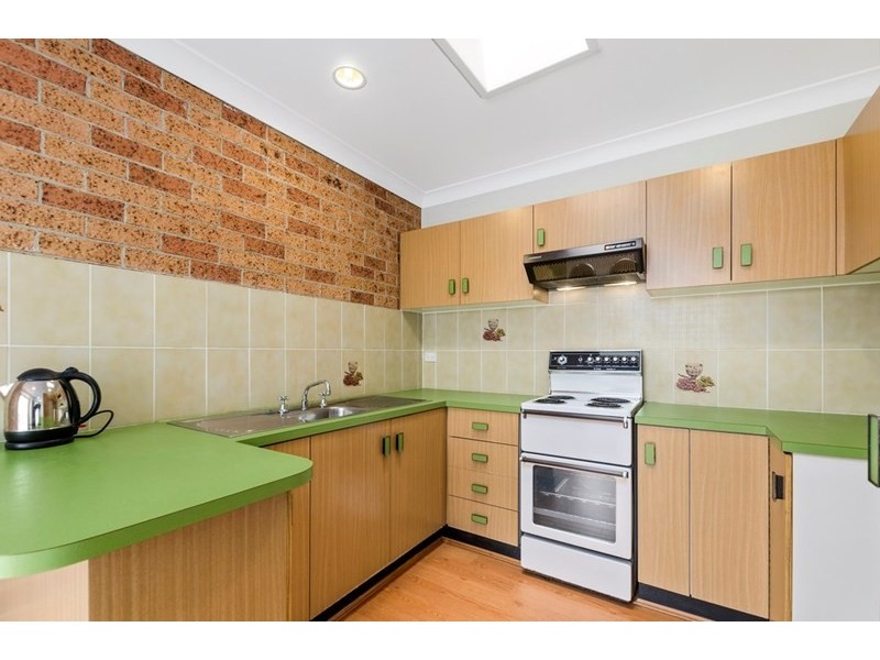 2/5 Hopetoun Street, Woonona NSW 2517
