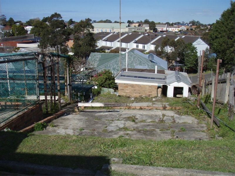 7 Dumbrell Road, Bulli NSW 2516