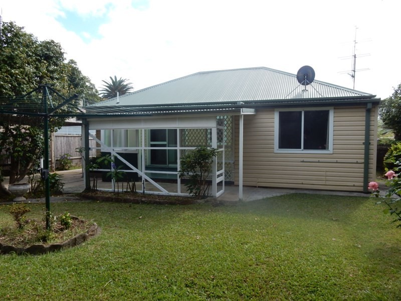 57 Willcath Street, Bulli NSW 2516