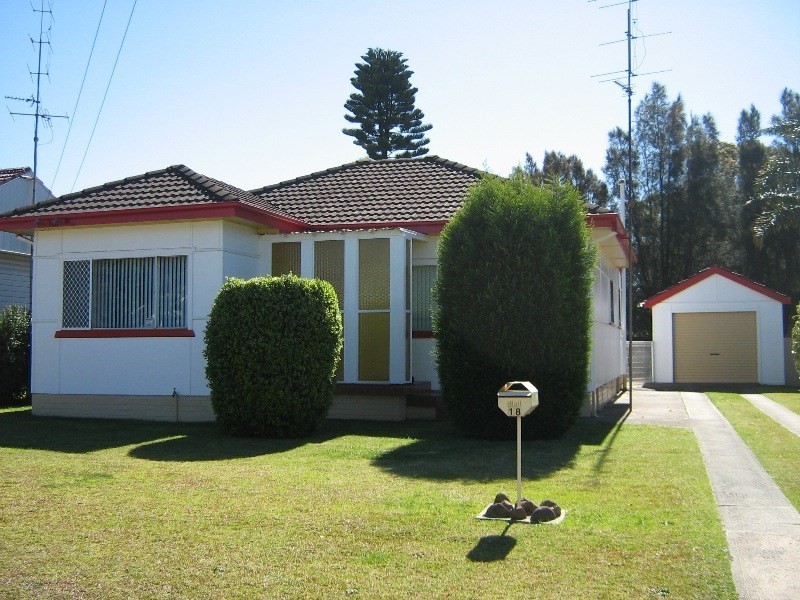 18 Edyth Street, Bellambi NSW 2518