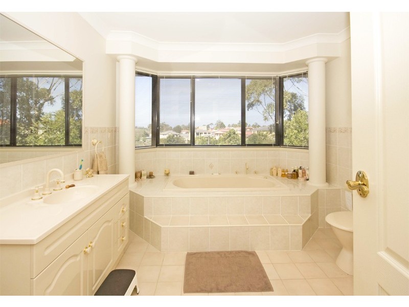 5 Blackwood Place, Woonona NSW 2517