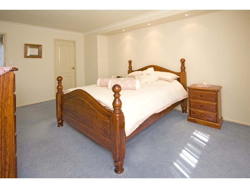 5 Blackwood Place, Woonona NSW 2517