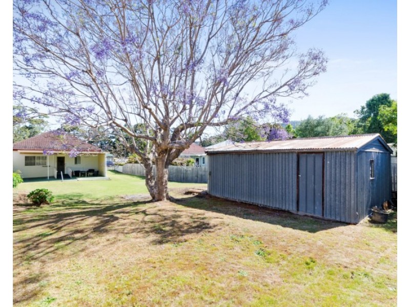 15 Stanhope Street, Woonona NSW 2517