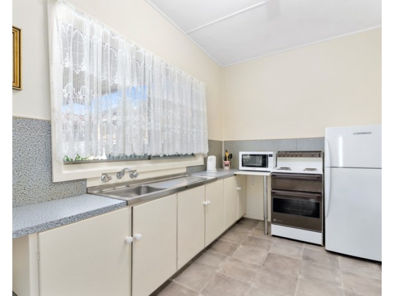 15 Stanhope Street, Woonona NSW 2517
